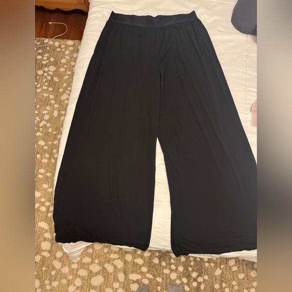 Tommy John Women's Second Skin Wide-Leg Sleep Pant - Picture 5 of 7